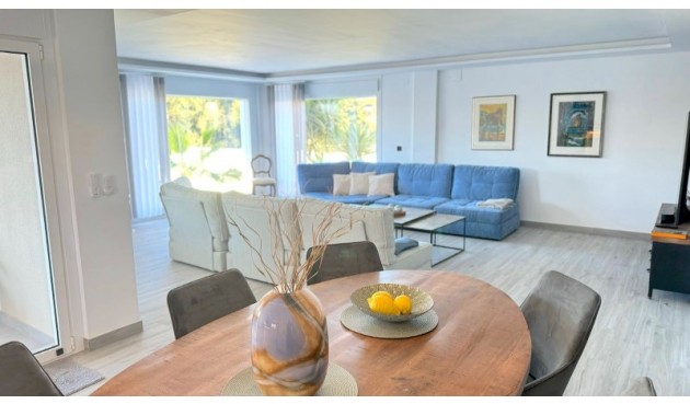 Reventa - Villa -
Alfas del Pí - Costa Blanca