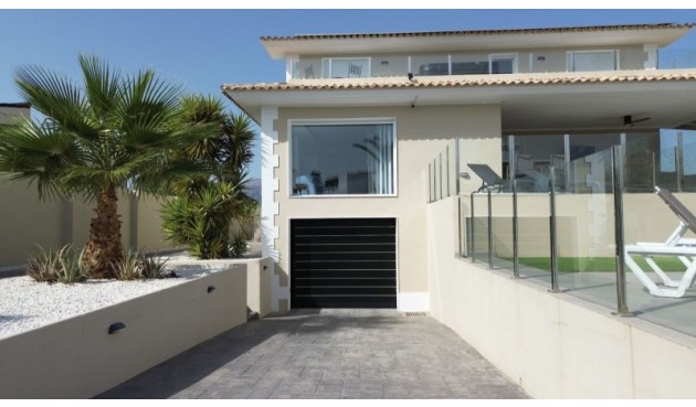 Reventa - Villa -
Alfas del Pí - Costa Blanca