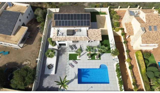 Reventa - Villa -
Alfas del Pí - Costa Blanca