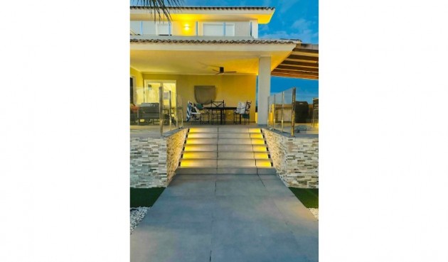 Reventa - Villa -
Alfas del Pí - Costa Blanca