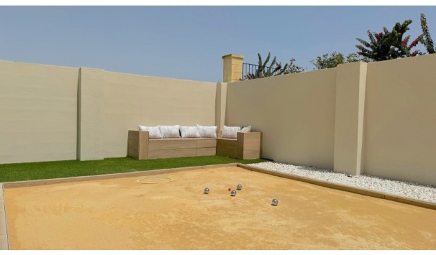 Reventa - Villa -
Alfas del Pí - Costa Blanca