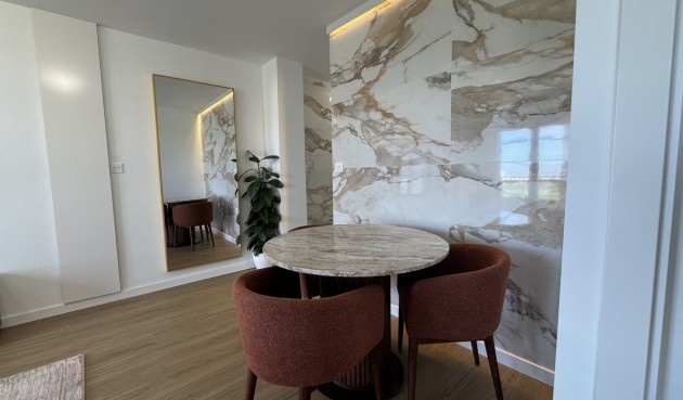 Reventa - Ático -
Punta Prima - Costa Blanca