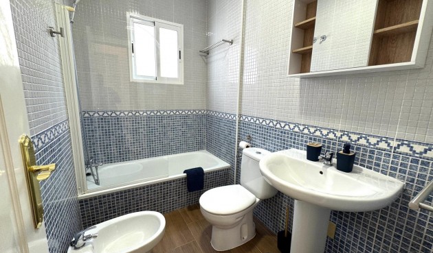 Brukt - Apartment -
Villamartin - Costa Blanca