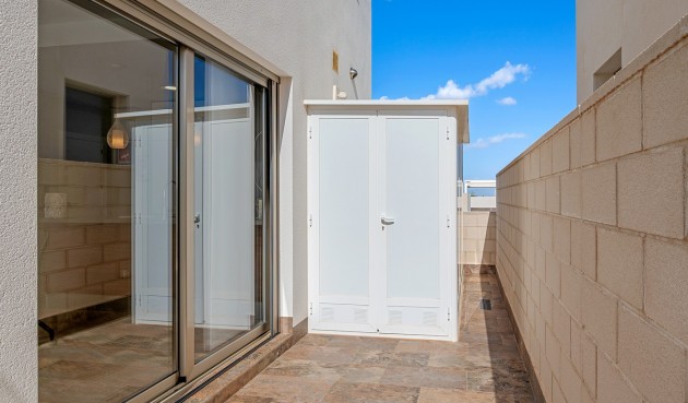 Återförsäljning - Villa -
Orihuela - Inland