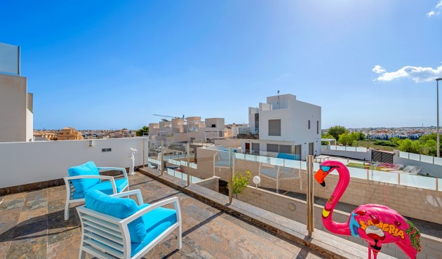 Återförsäljning - Villa -
Orihuela - Inland