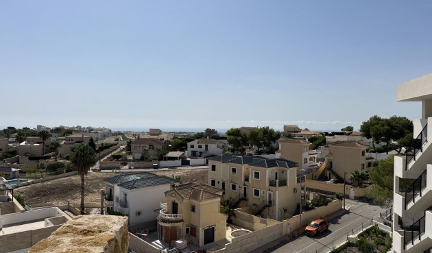 Brukt - Toppleilighet -
Orihuela Costa - Villamartín-las Filipinas