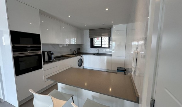 Brukt - Toppleilighet -
Orihuela Costa - Villamartín-las Filipinas