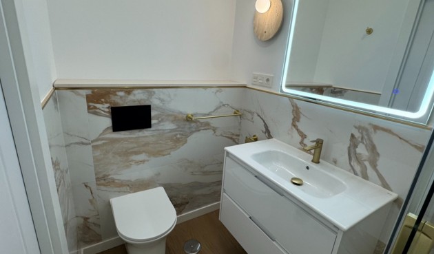 Brukt - Apartment -
Orihuela Costa - Costa Blanca