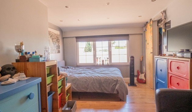 Reventa - Villa -
Heredades - Costa Blanca