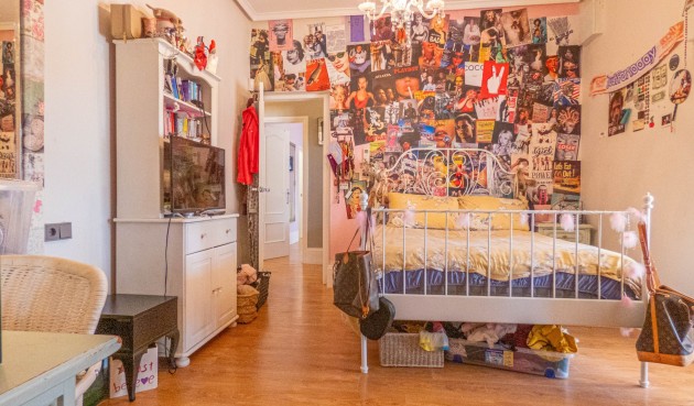 Reventa - Villa -
Heredades - Costa Blanca