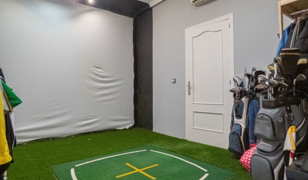 Reventa - Villa -
Heredades - Costa Blanca