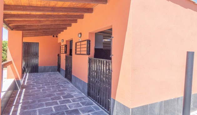 Reventa - Villa -
Heredades - Costa Blanca