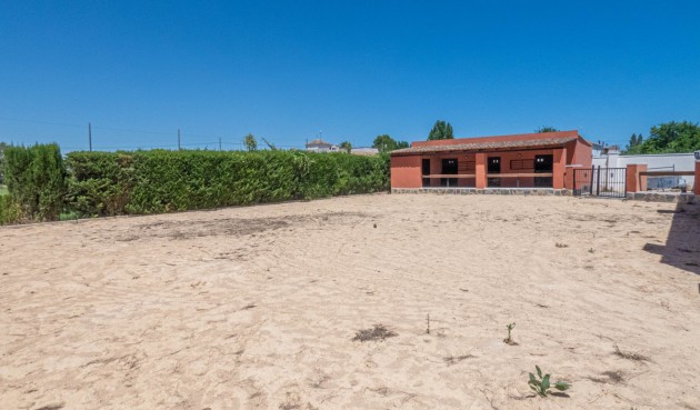 Reventa - Villa -
Heredades - Costa Blanca