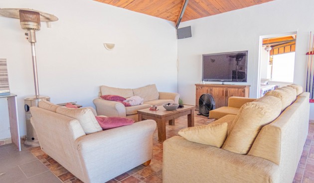 Reventa - Villa -
Heredades - Costa Blanca