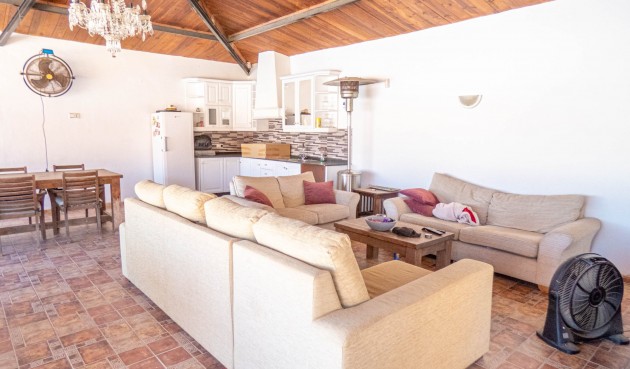 Reventa - Villa -
Heredades - Costa Blanca