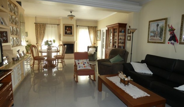 Brukt - Villa -
Almoradí - Inland