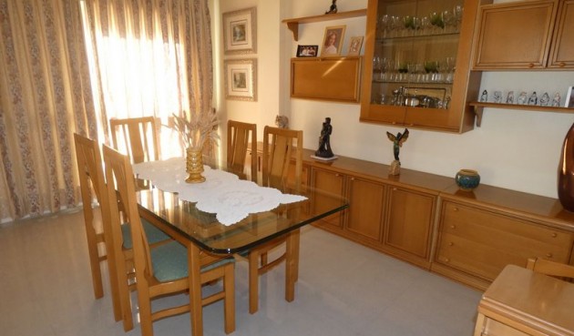 Brukt - Villa -
Almoradí - Inland