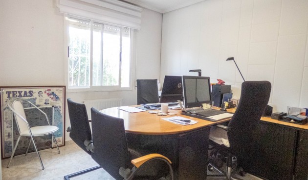 Brukt - Villa -
Ciudad Quesada - Costa Blanca