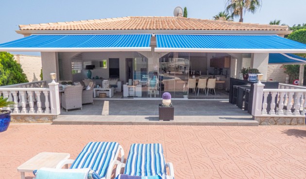 Brukt - Villa -
Ciudad Quesada - Costa Blanca