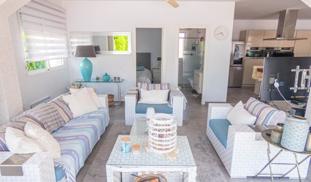 Brukt - Villa -
Ciudad Quesada - Costa Blanca