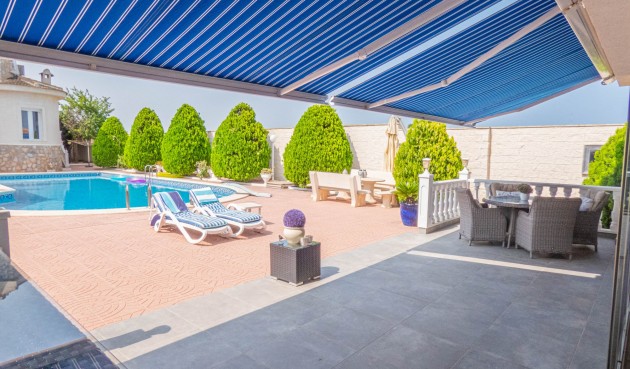 Brukt - Villa -
Ciudad Quesada - Costa Blanca