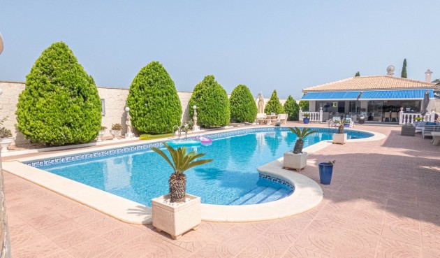 Brukt - Villa -
Ciudad Quesada - Costa Blanca