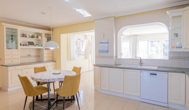 Reventa - Villa -
San Miguel de Salinas - Inland