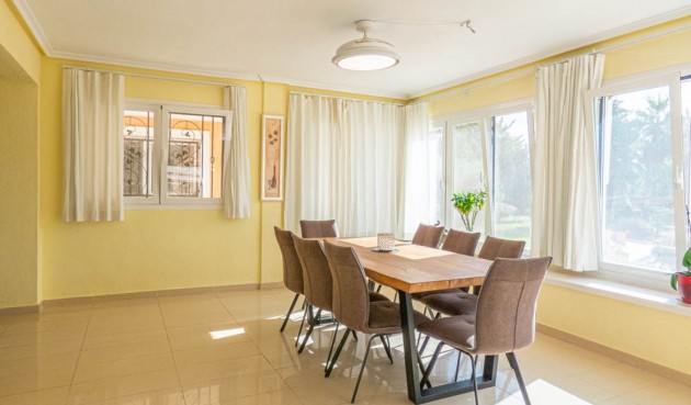 Reventa - Villa -
San Miguel de Salinas - Inland