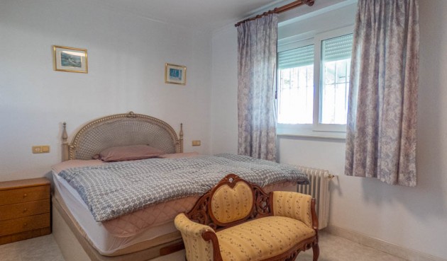 Reventa - Villa -
San Miguel de Salinas - Inland