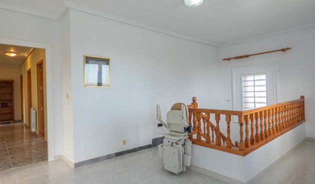 Reventa - Villa -
San Miguel de Salinas - Inland