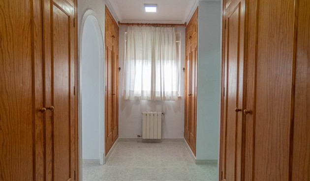 Reventa - Villa -
San Miguel de Salinas - Inland