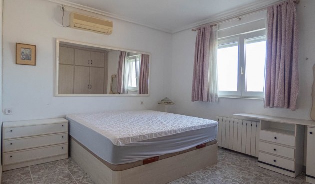 Reventa - Villa -
San Miguel de Salinas - Inland