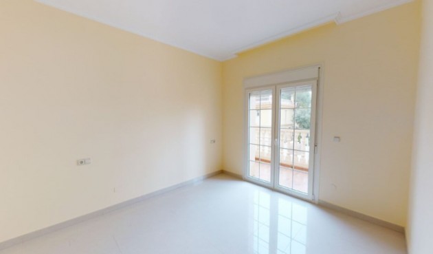 Återförsäljning - Villa -
Cabo Roig - Costa Blanca