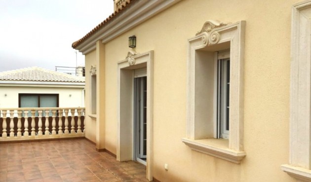 Återförsäljning - Villa -
Cabo Roig - Costa Blanca