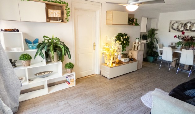 Reventa - Villa -
Playa Flamenca - Costa Blanca