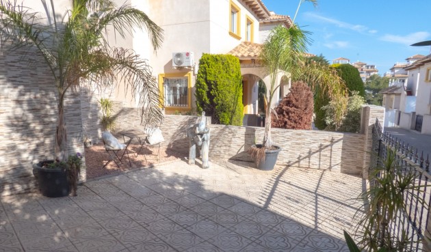 Reventa - Villa -
Playa Flamenca - Costa Blanca