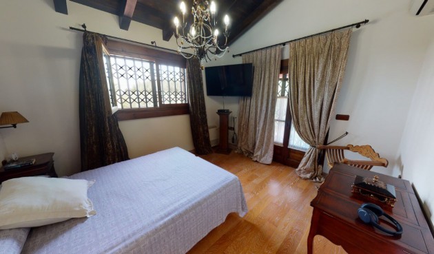 Återförsäljning - Villa -
Catral - Costa Blanca