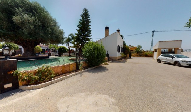 Återförsäljning - Villa -
Catral - Costa Blanca