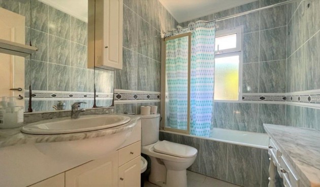 Återförsäljning - Villa -
Los Belones - Inland