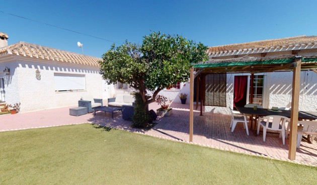 Återförsäljning - Villa -
Los Belones - Inland