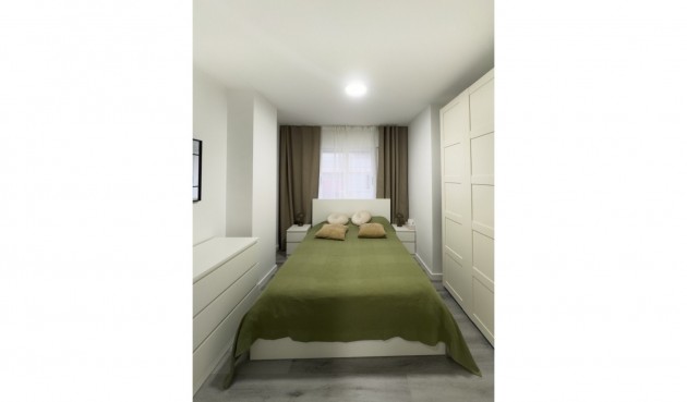 Återförsäljning - Apartment -
Torrevieja - Costa Blanca