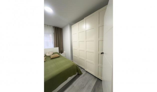 Återförsäljning - Apartment -
Torrevieja - Costa Blanca