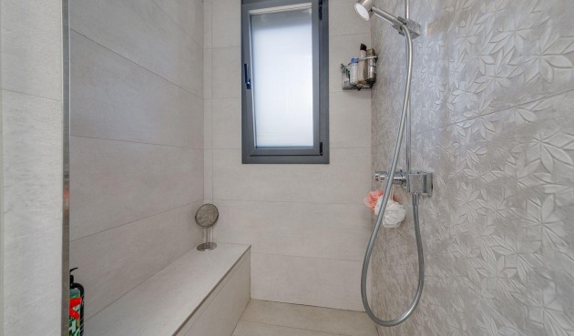 Reventa - Villa -
Torrevieja - Costa Blanca