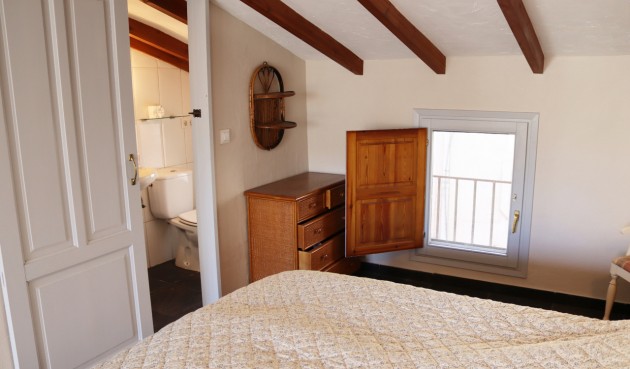 Brukt - Town House -
Jalón - Inland