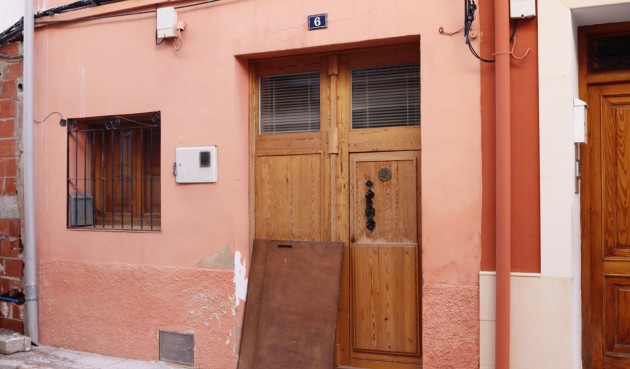 Brukt - Town House -
Jalón - Inland