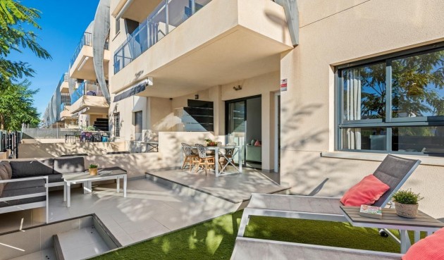 Brukt - Apartment -
Pilar de la Horadada - Pueblo Latino