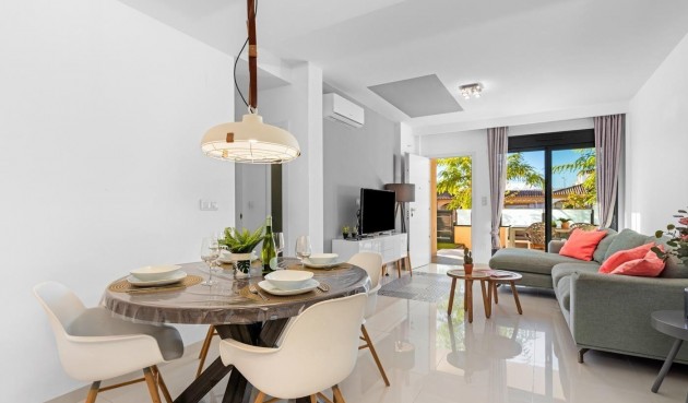 Brukt - Apartment -
Pilar de la Horadada - Pueblo Latino