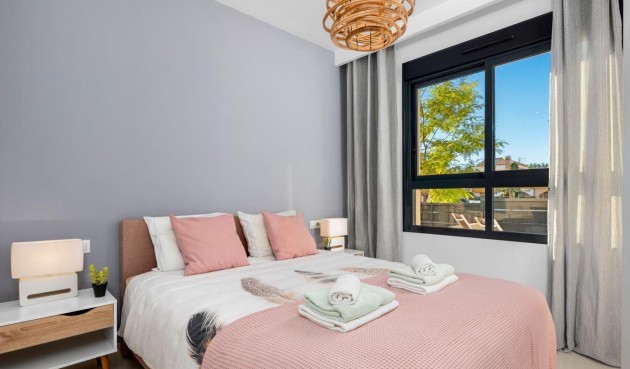 Brukt - Apartment -
Pilar de la Horadada - Pueblo Latino