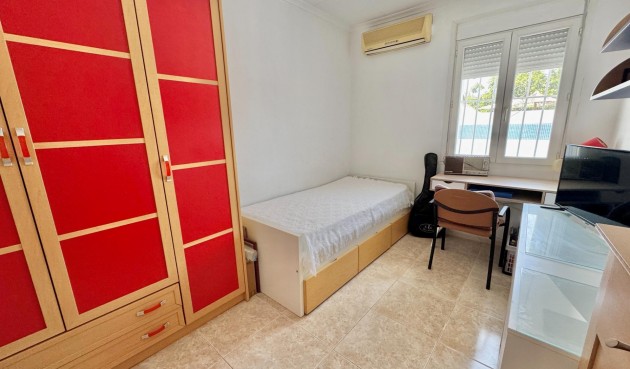 Återförsäljning - Villa -
Dolores - Comunidad Valenciana