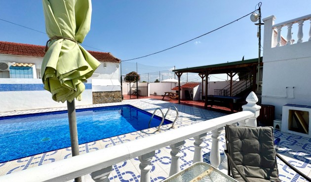 Återförsäljning - Villa -
Dolores - Comunidad Valenciana